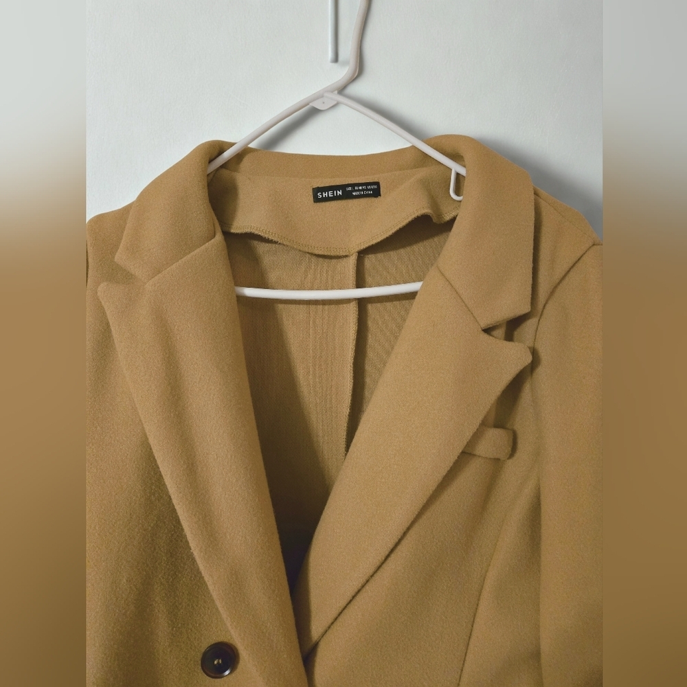 Women's Size Lg Camel double breasted Trench Coat Stylish Jacket Warm - Picture 2 of 6